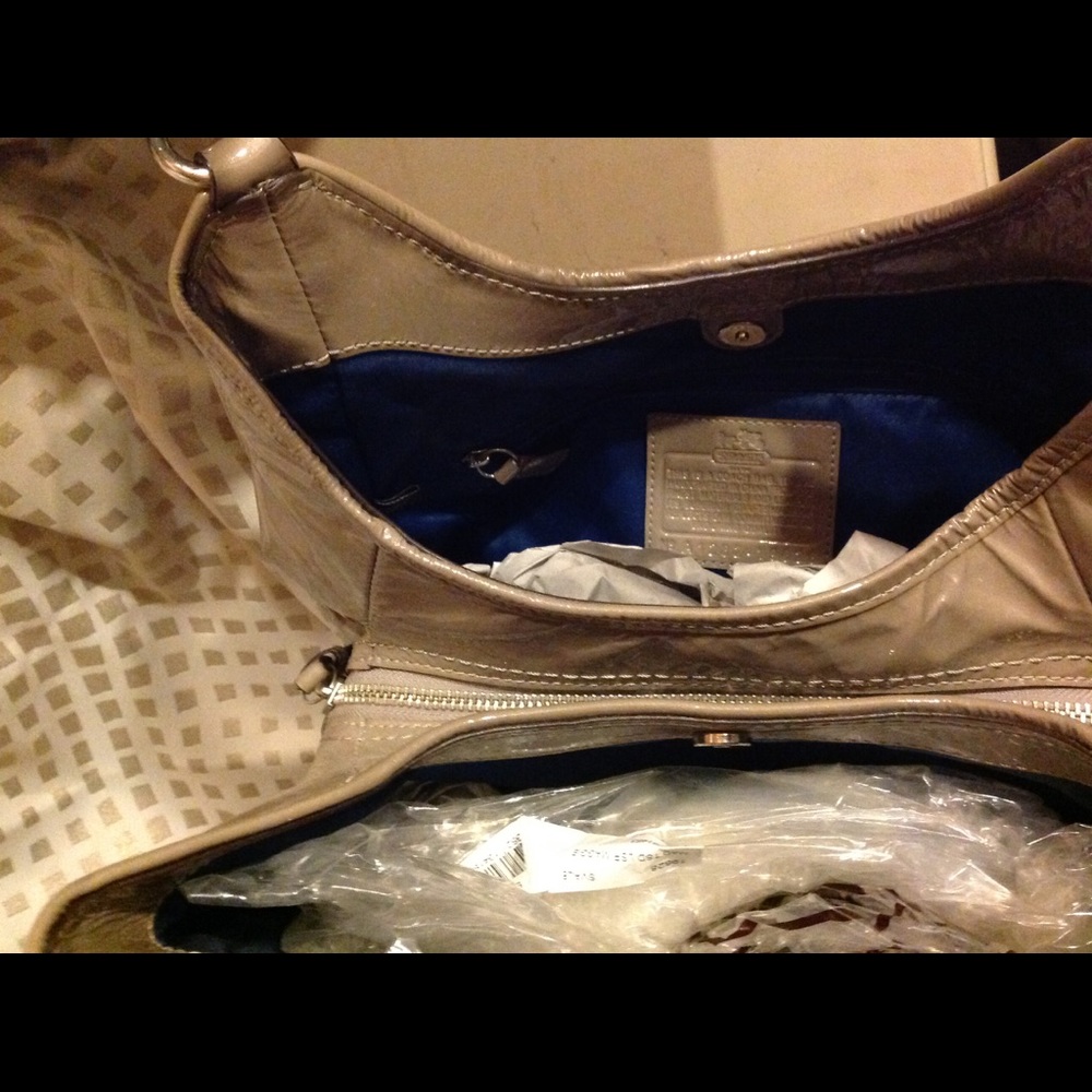 Coach Handbag - Picture 5 of 5